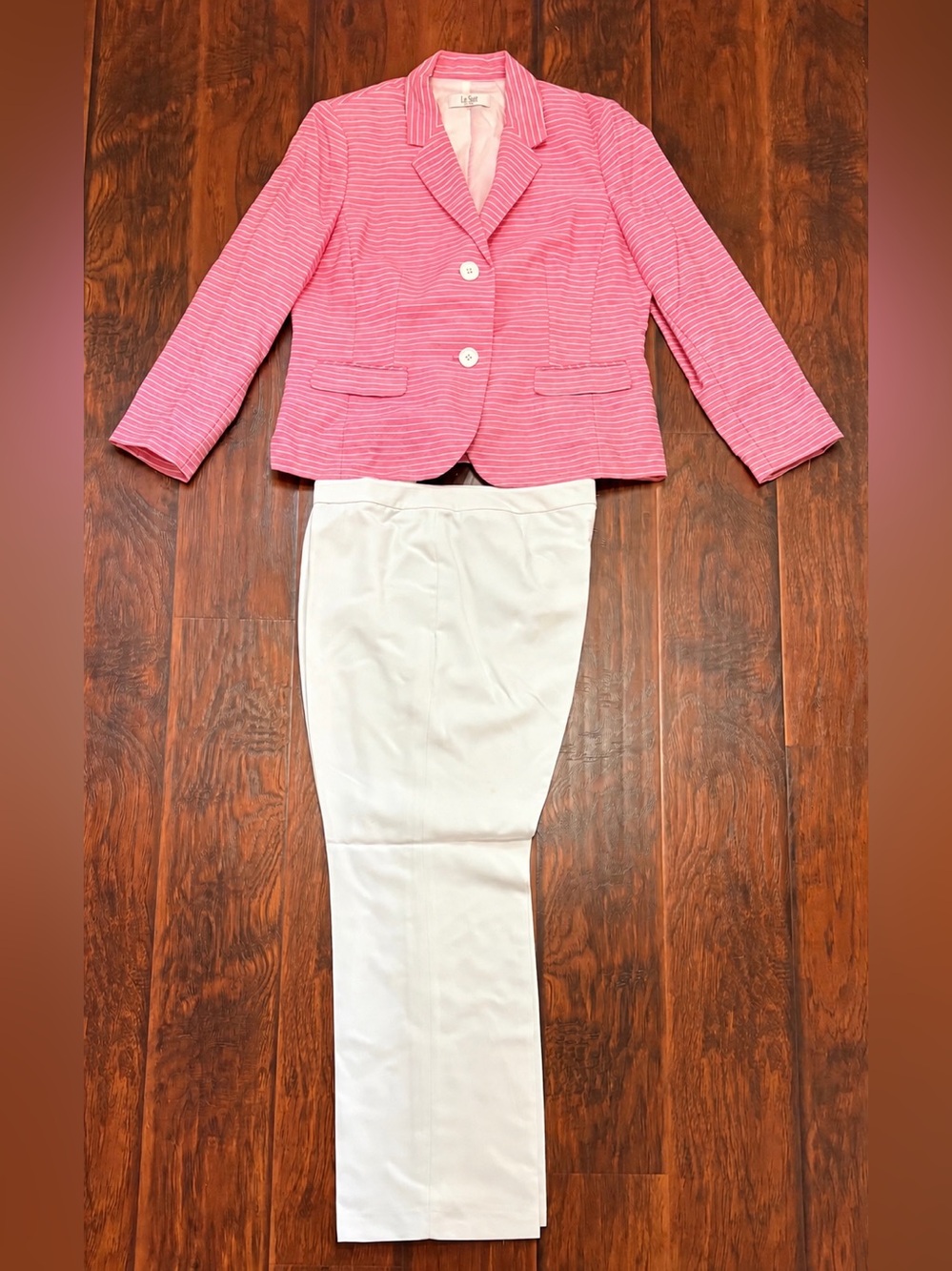 Le Suit Petite 16P Pink White Striped 2 Piece Pant Suit Blazer Pants